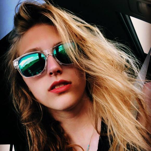 Meet your Posher, Skylar - Picture 1 of 1